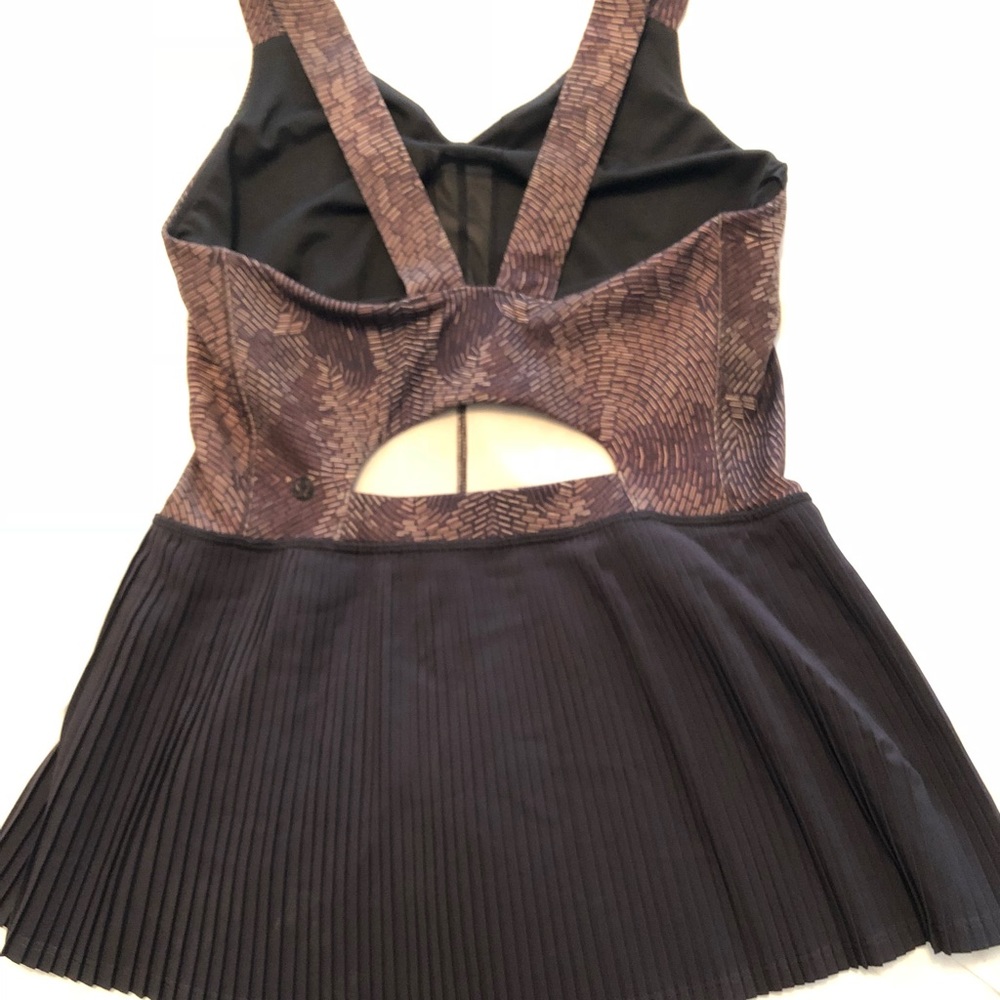 Lulu workout top
